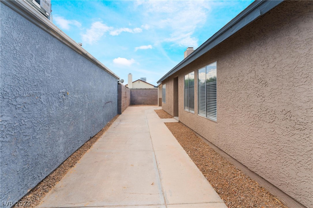 6851 Mangrum Circle