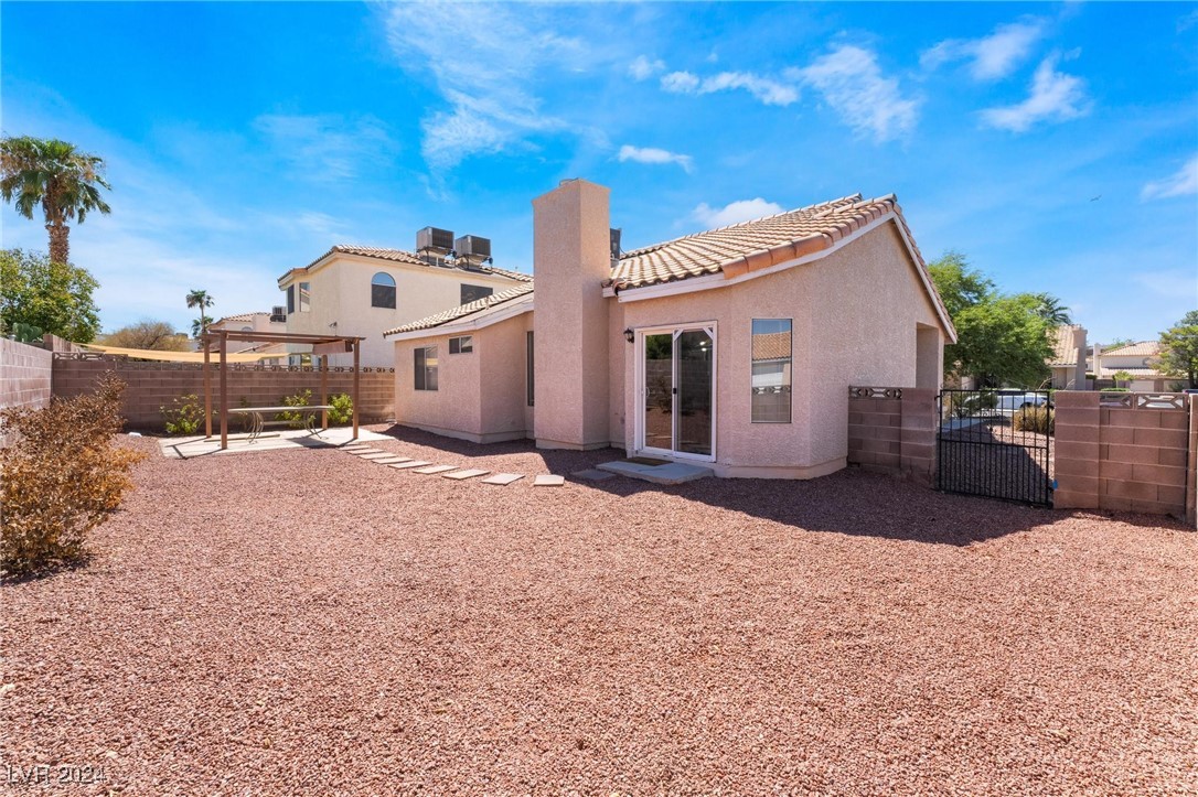 1458 Harmony Hill Drive