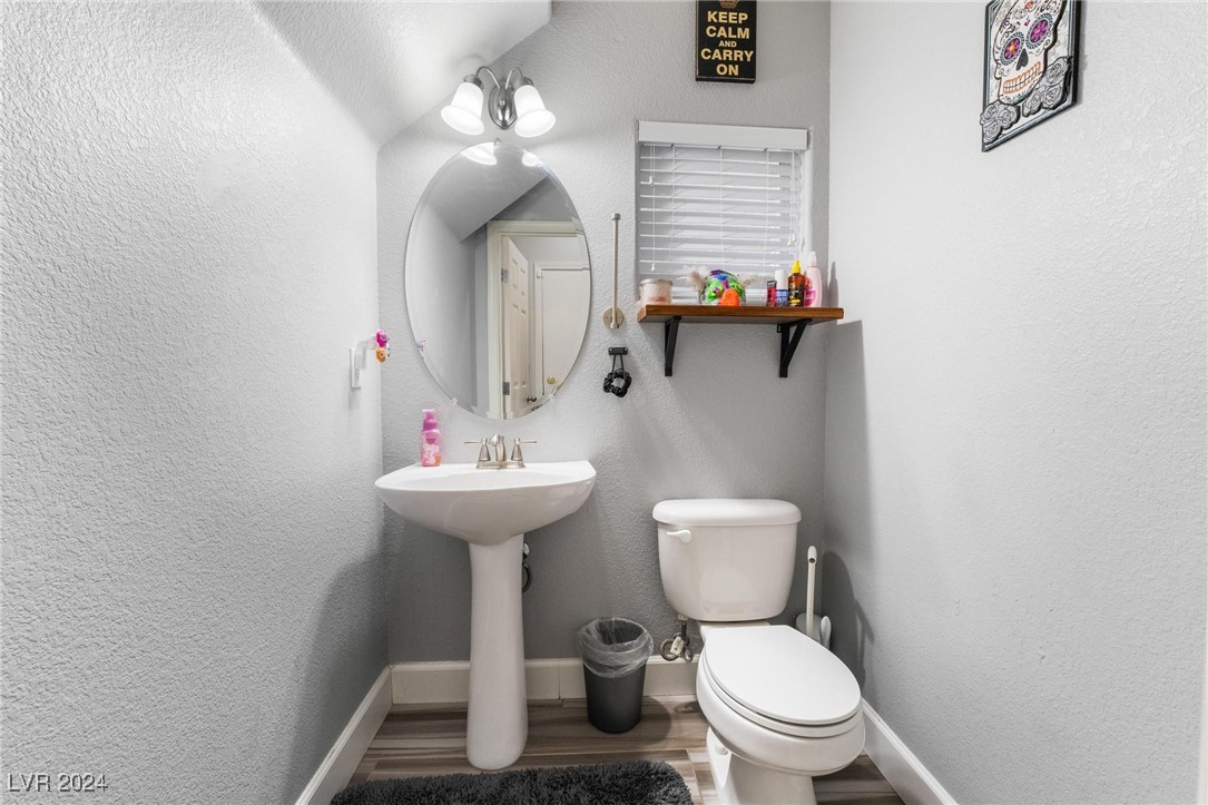 4926 Scholl Canyon Avenue