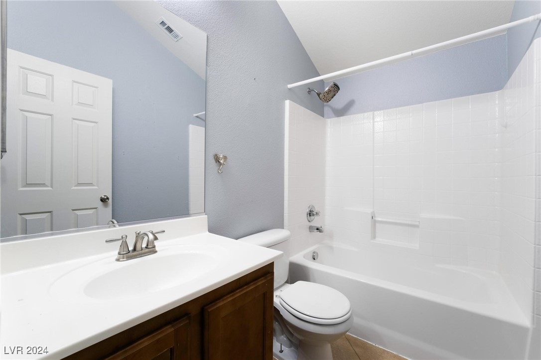 4926 Scholl Canyon Avenue