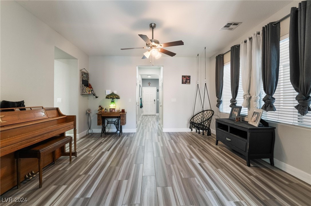 4926 Scholl Canyon Avenue