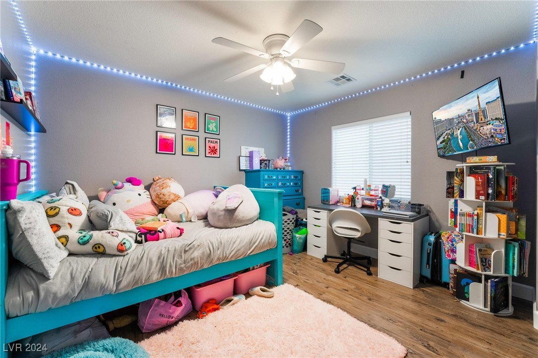 4926 Scholl Canyon Avenue