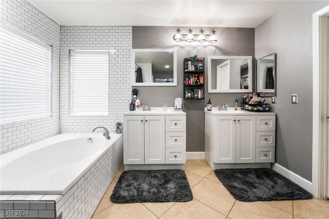 4926 Scholl Canyon Avenue