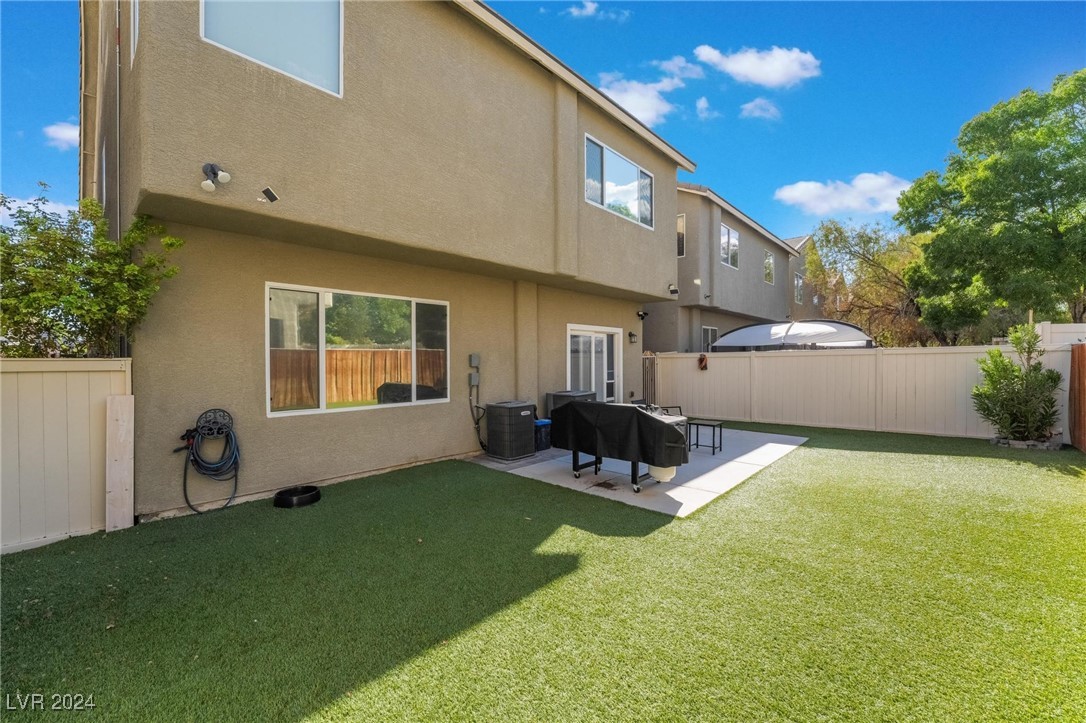 4926 Scholl Canyon Avenue