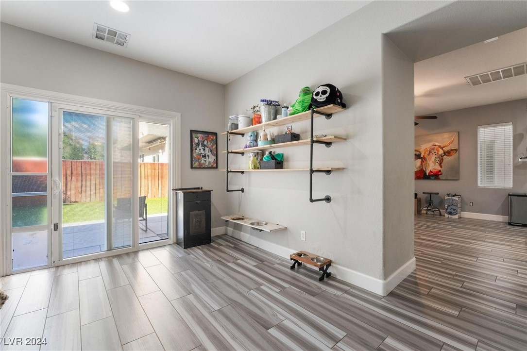 4926 Scholl Canyon Avenue