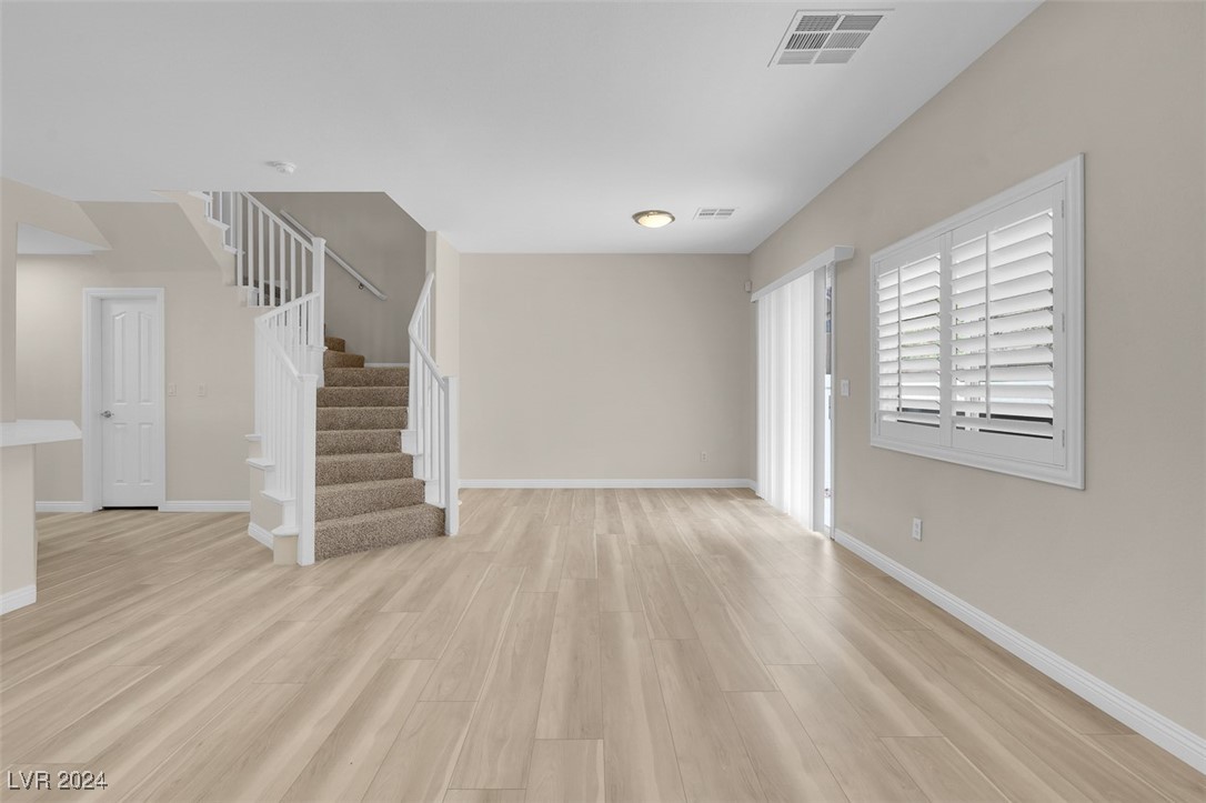 8649 Horizon Wind Avenue 102