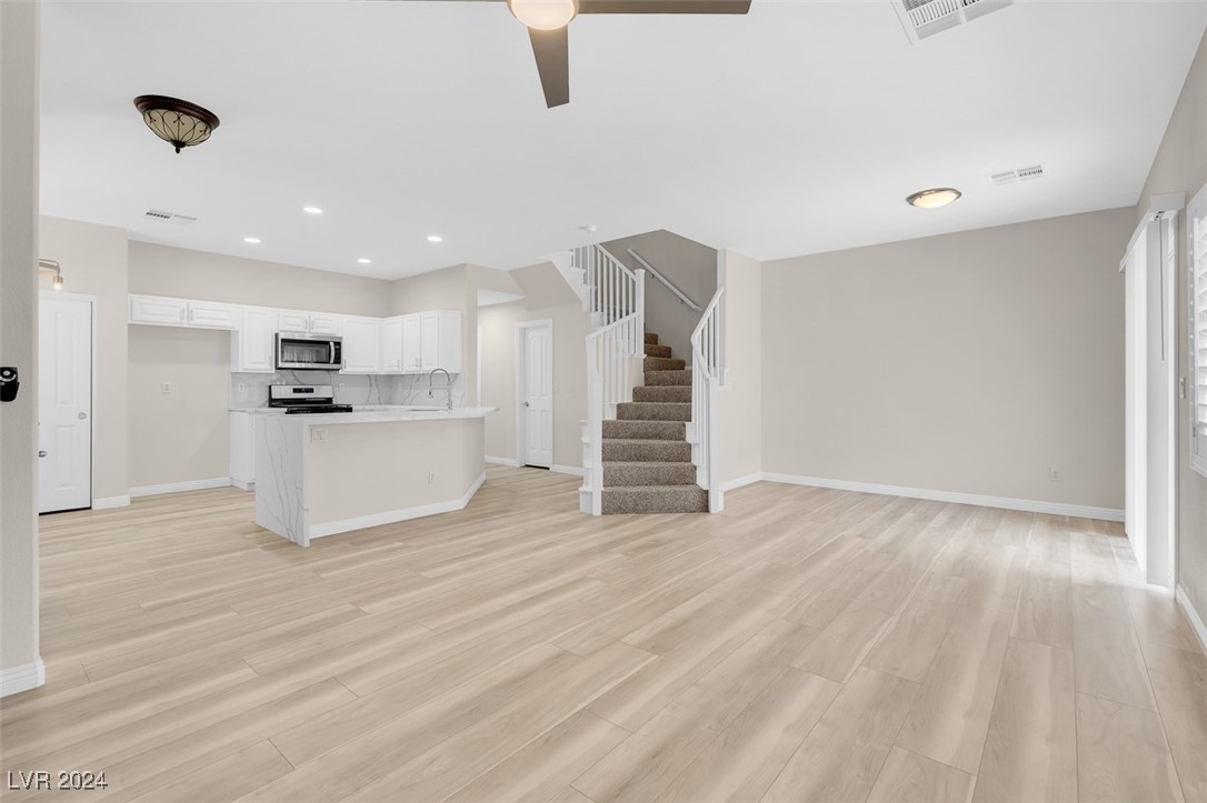 8649 Horizon Wind Avenue 102