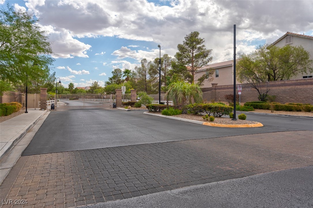 8649 Horizon Wind Avenue 102