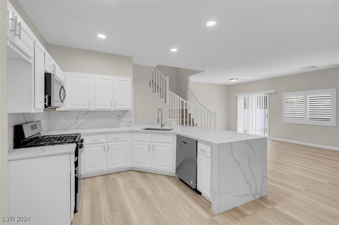 8649 Horizon Wind Avenue 102