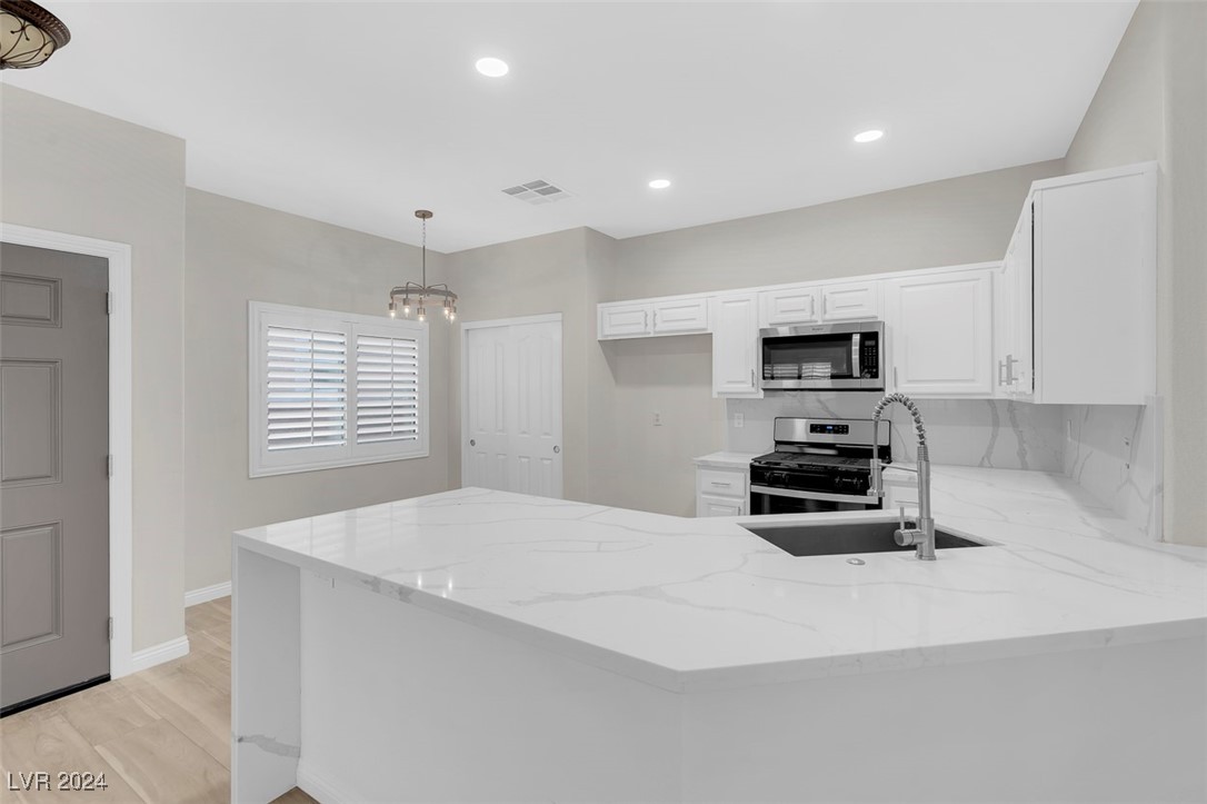 8649 Horizon Wind Avenue 102