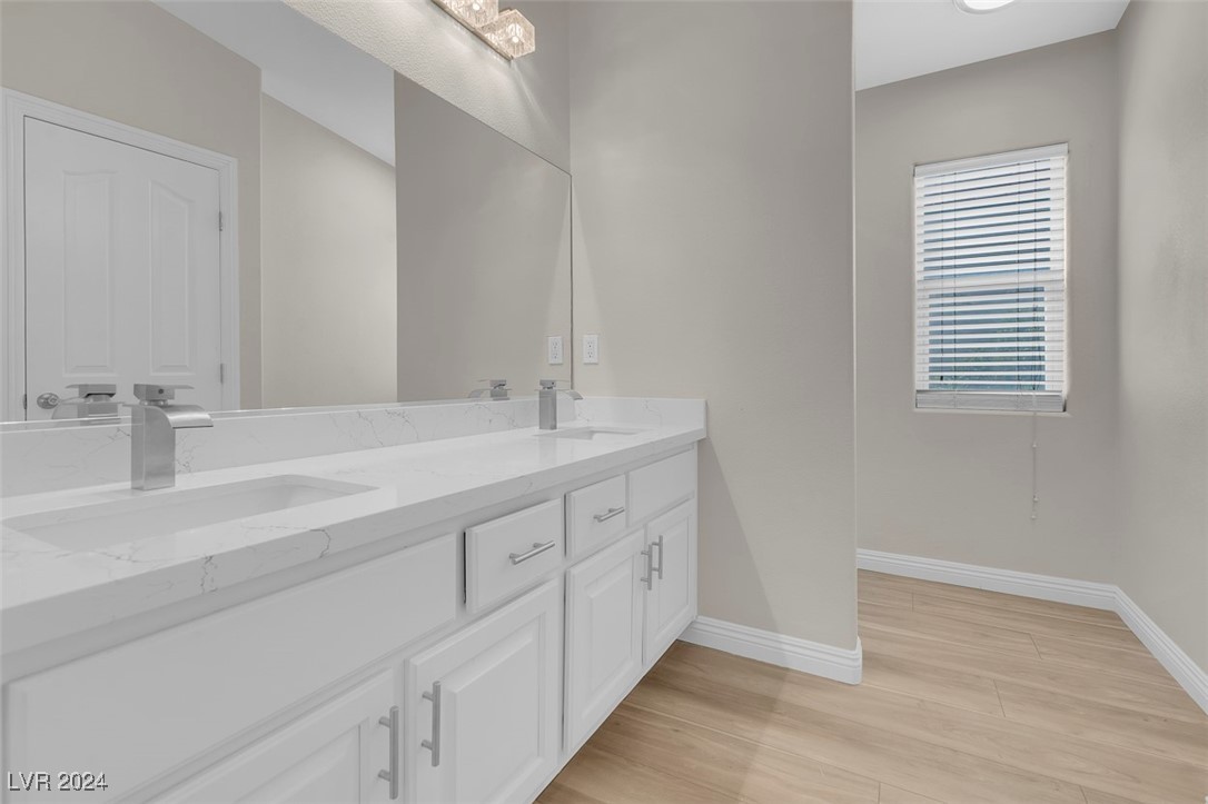 8649 Horizon Wind Avenue 102