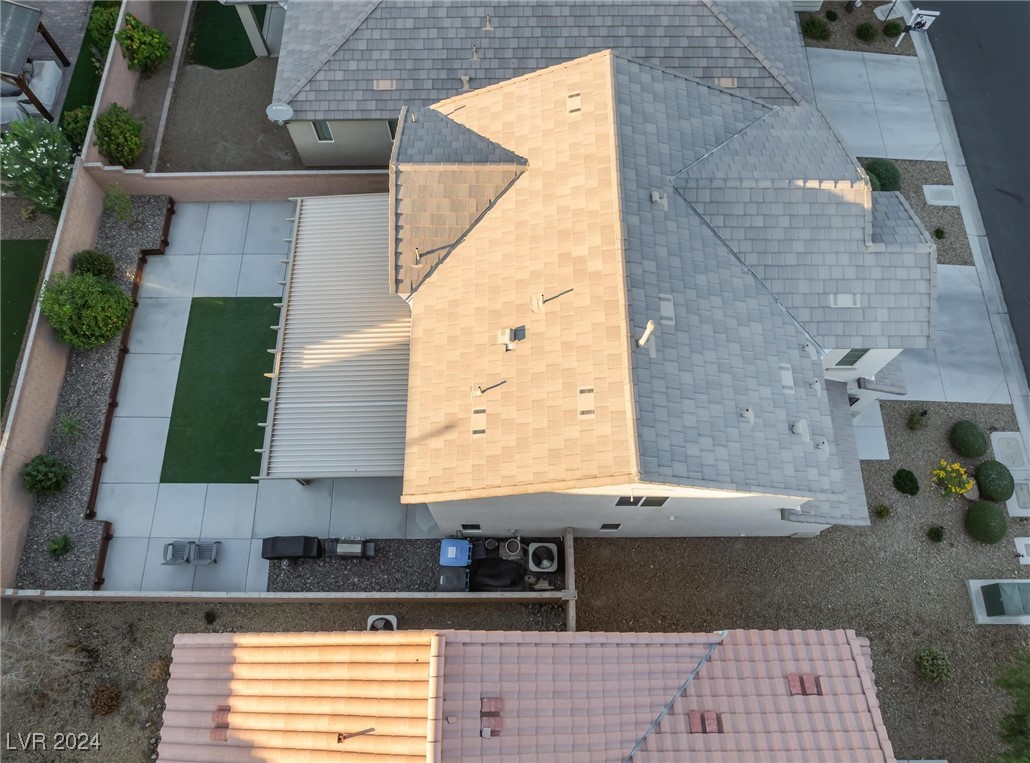 6427 Holland Hills Street