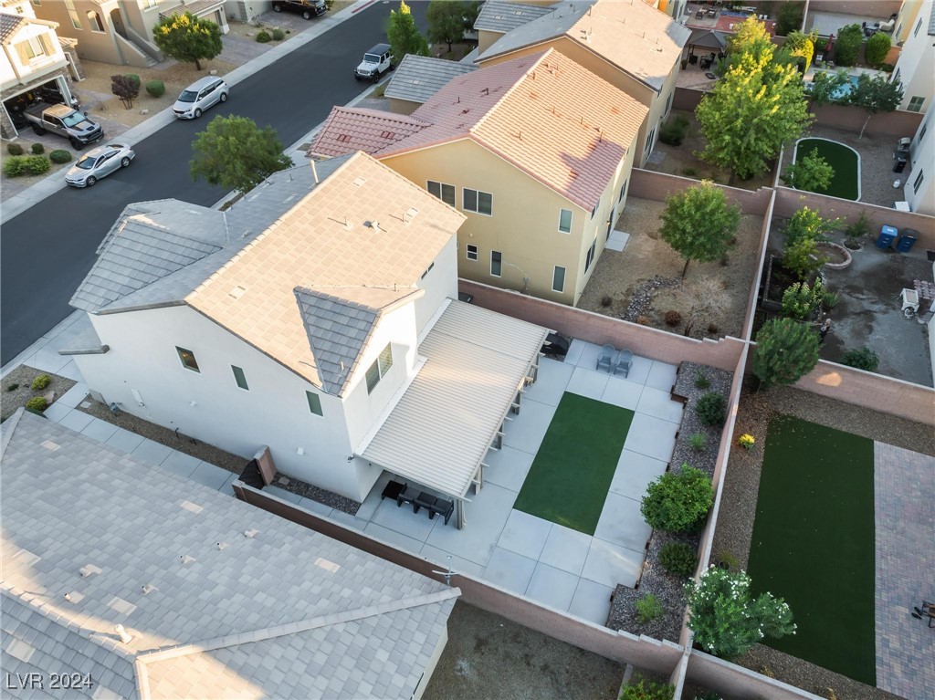 6427 Holland Hills Street