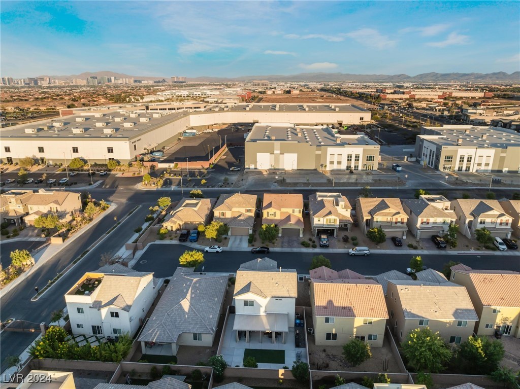 6427 Holland Hills Street