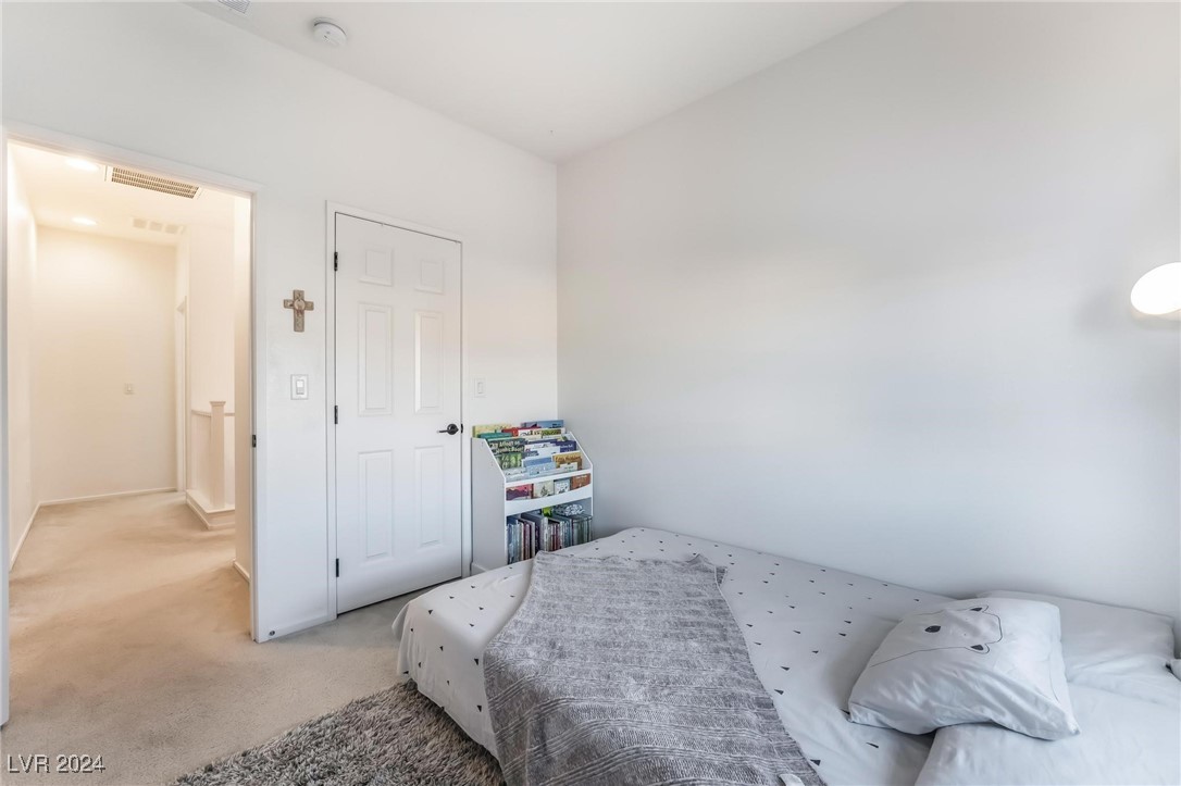 6427 Holland Hills Street