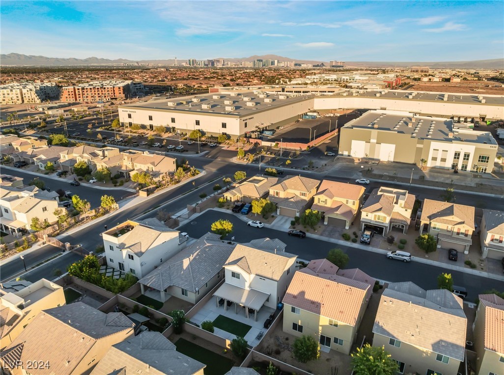 6427 Holland Hills Street