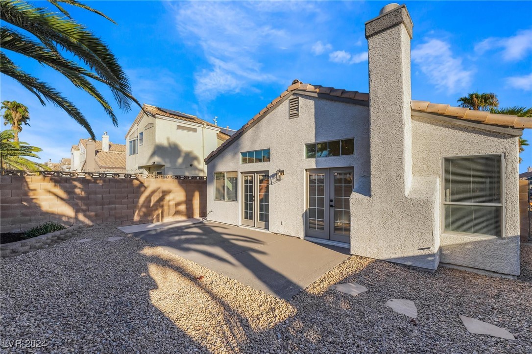 939 Carnival Avenue