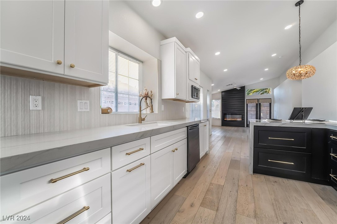 939 Carnival Avenue