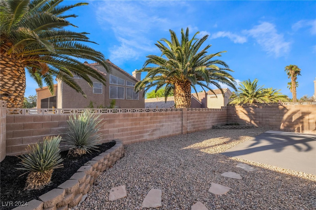 939 Carnival Avenue