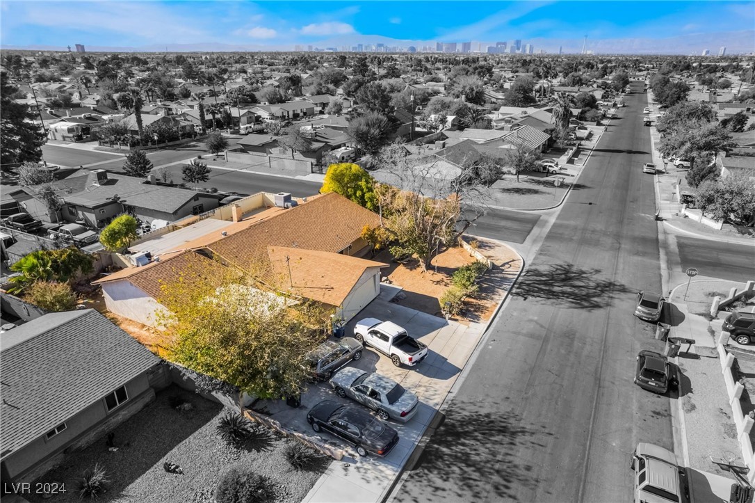 4811 East Imperial Avenue