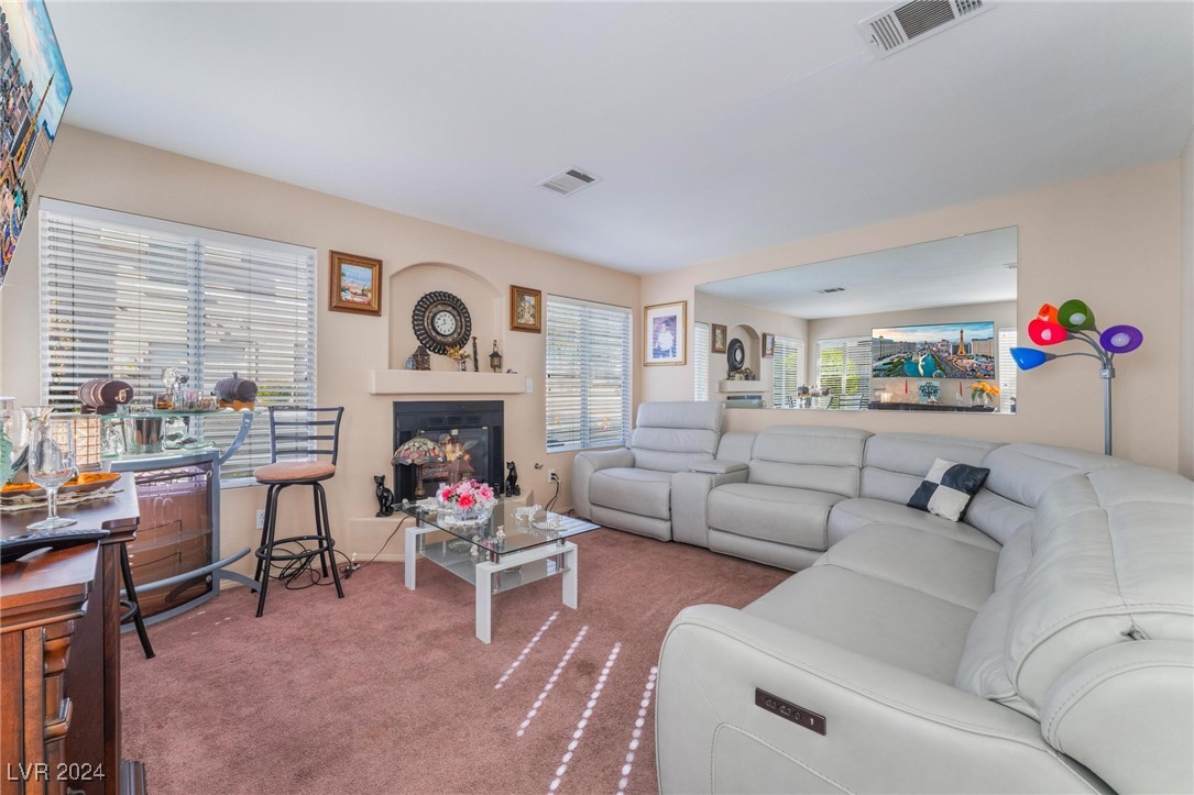 3950 South Sandhill Road 130