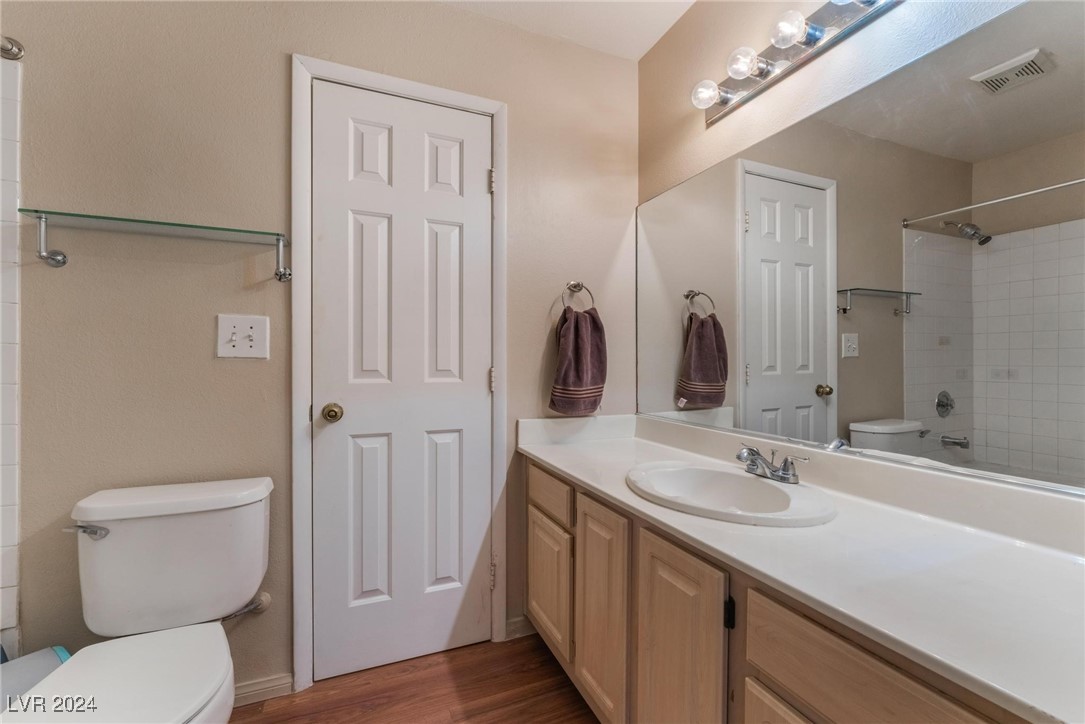 3950 South Sandhill Road 130