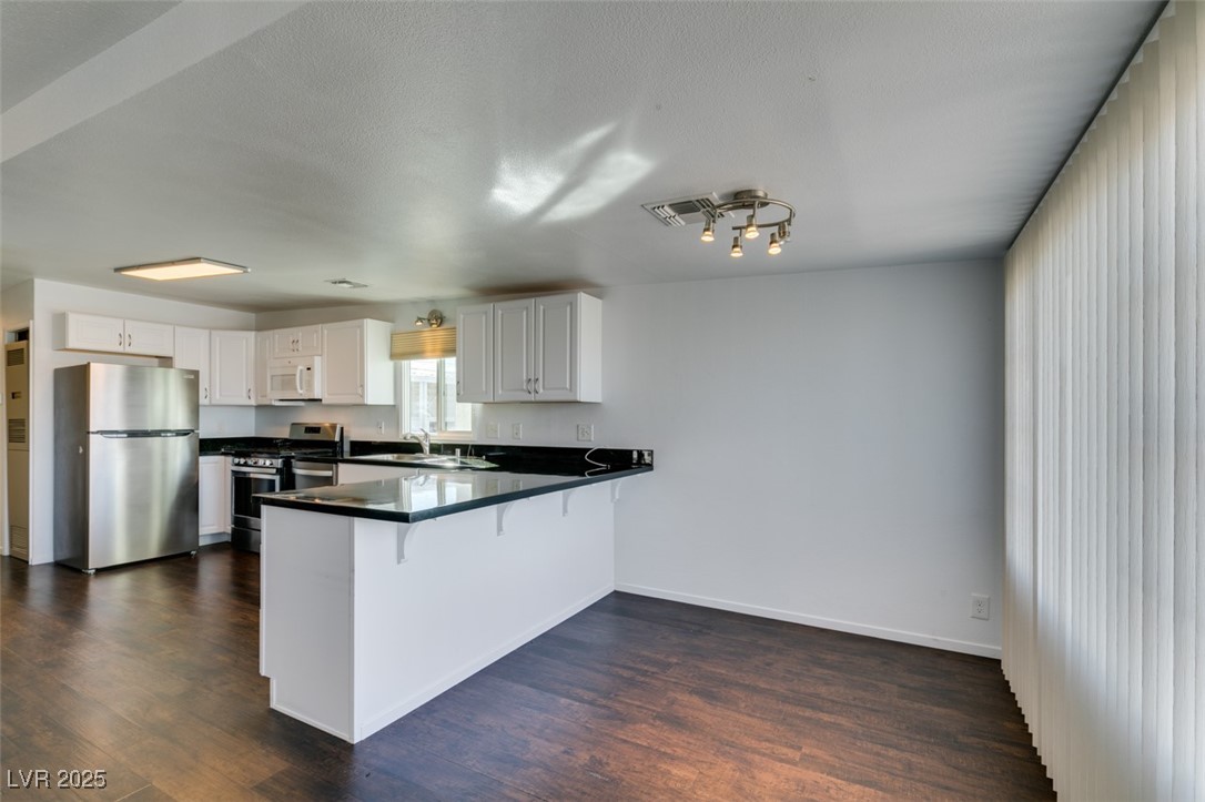 222 Hopi Lane