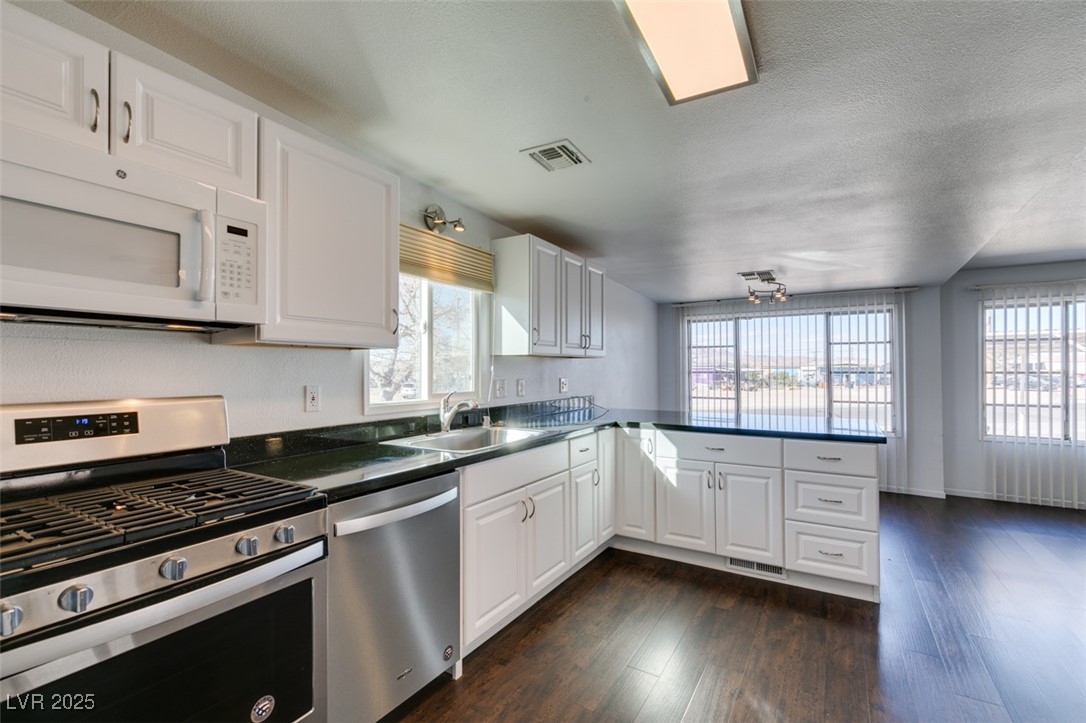 222 Hopi Lane