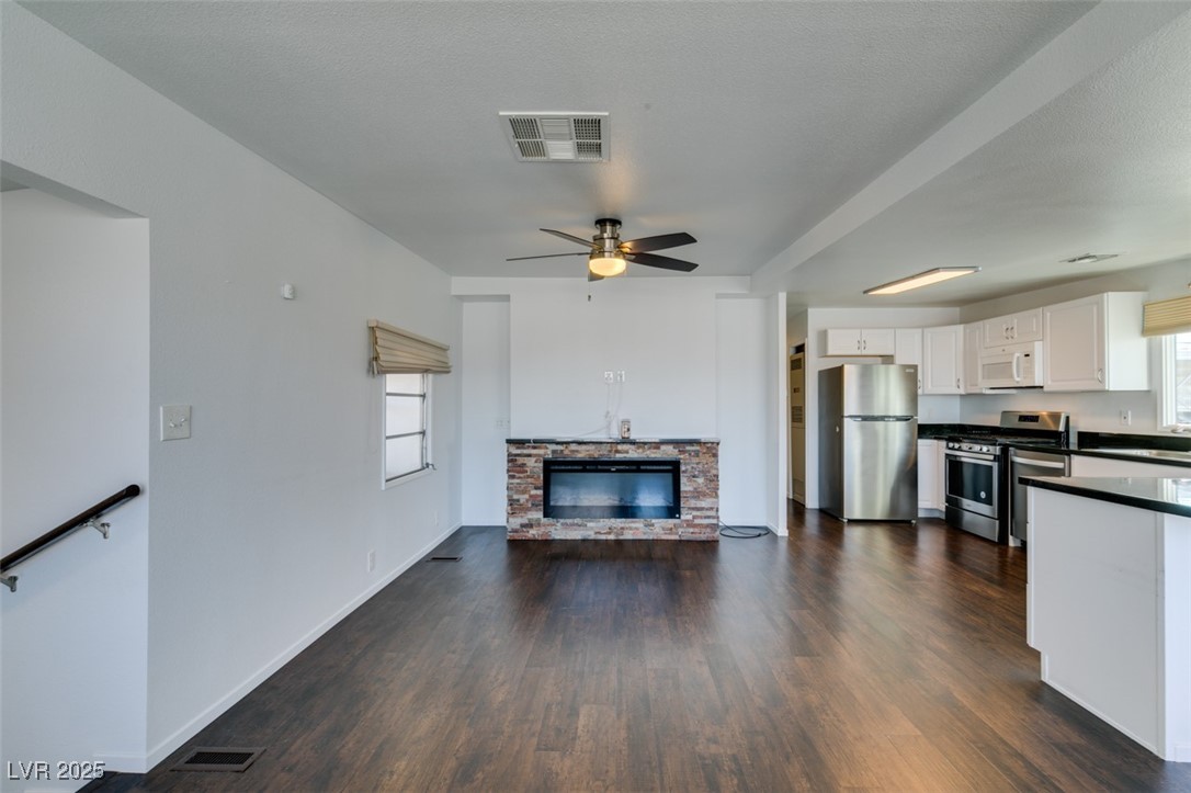 222 Hopi Lane