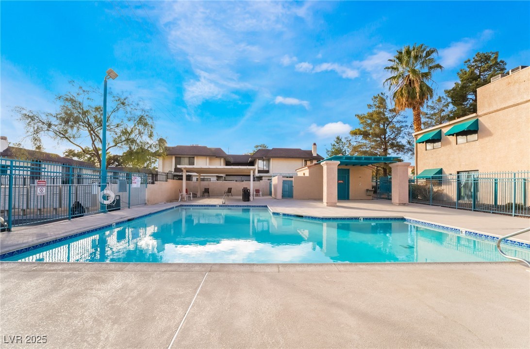 4425 Woodpine Drive 104
