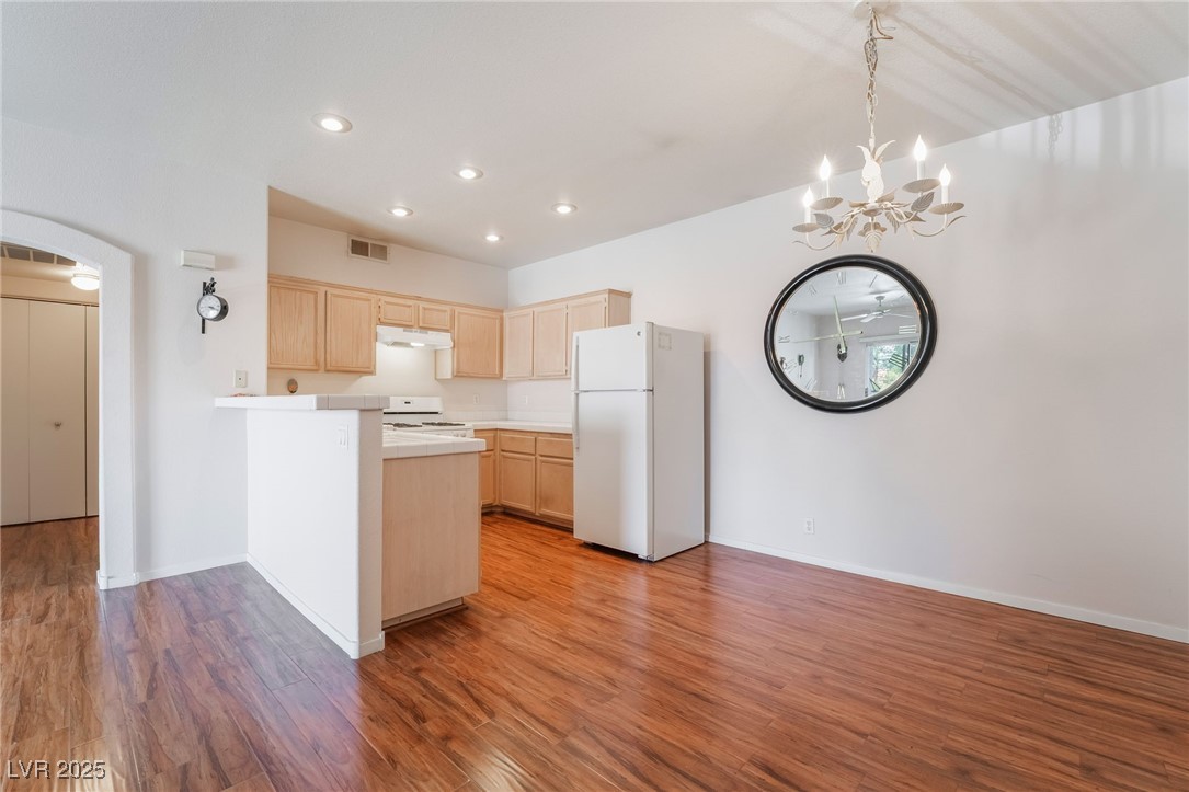 2201 Ramsgate Drive 823