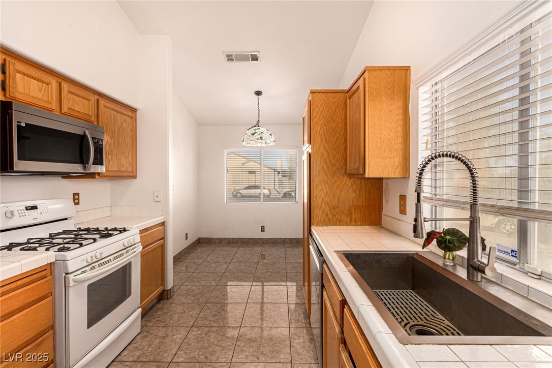 4405 Testarossa Lane