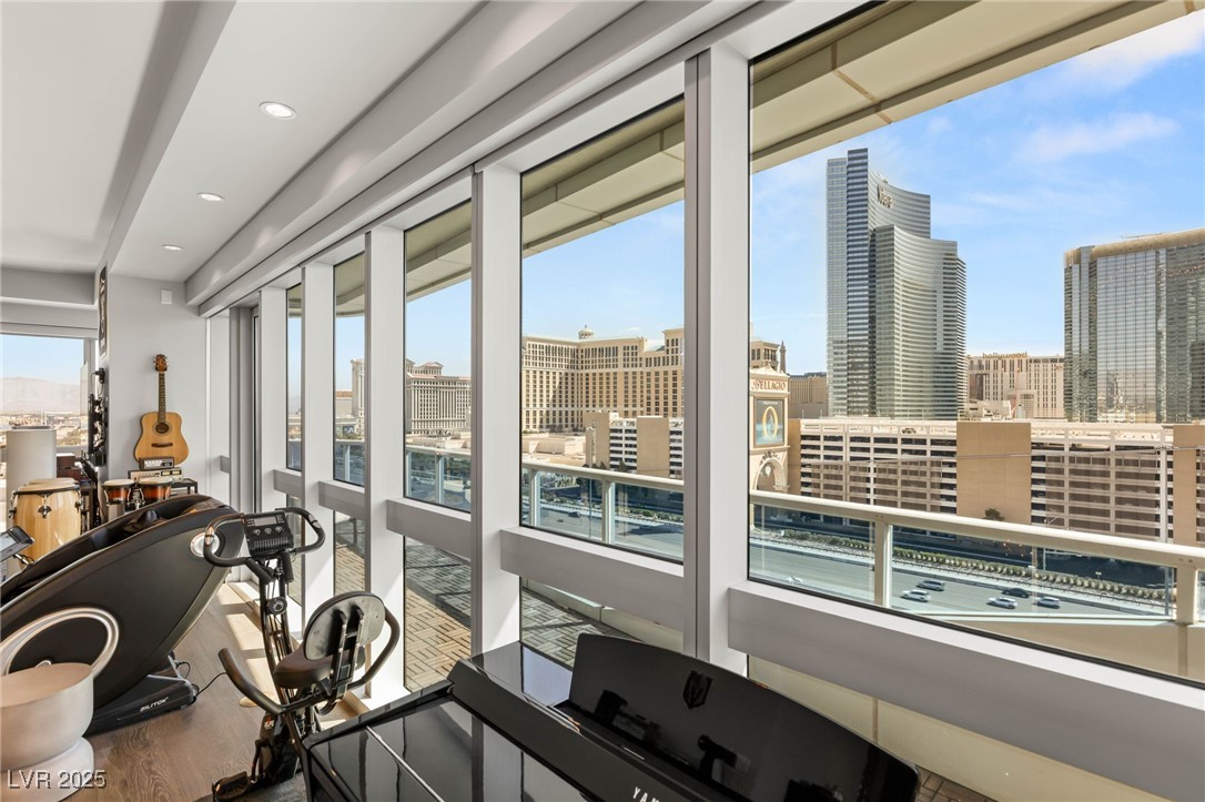 4471 Dean Martin Drive 1210