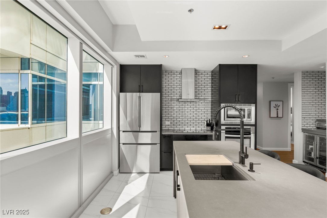 4471 Dean Martin Drive 1210