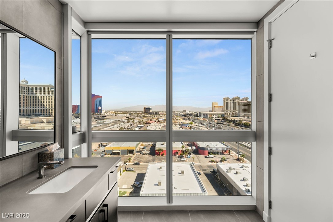 4471 Dean Martin Drive 1210