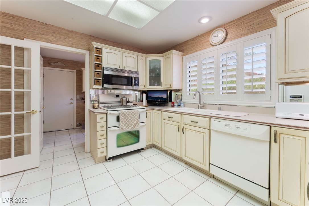 3109 Moongold Court