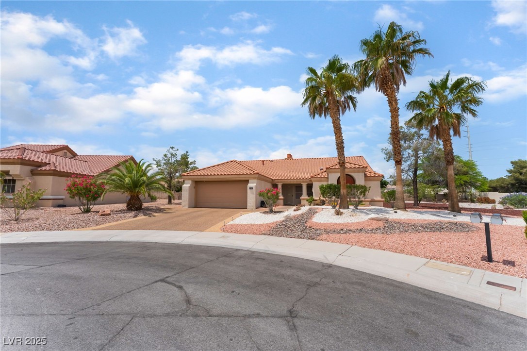 3109 Moongold Court
