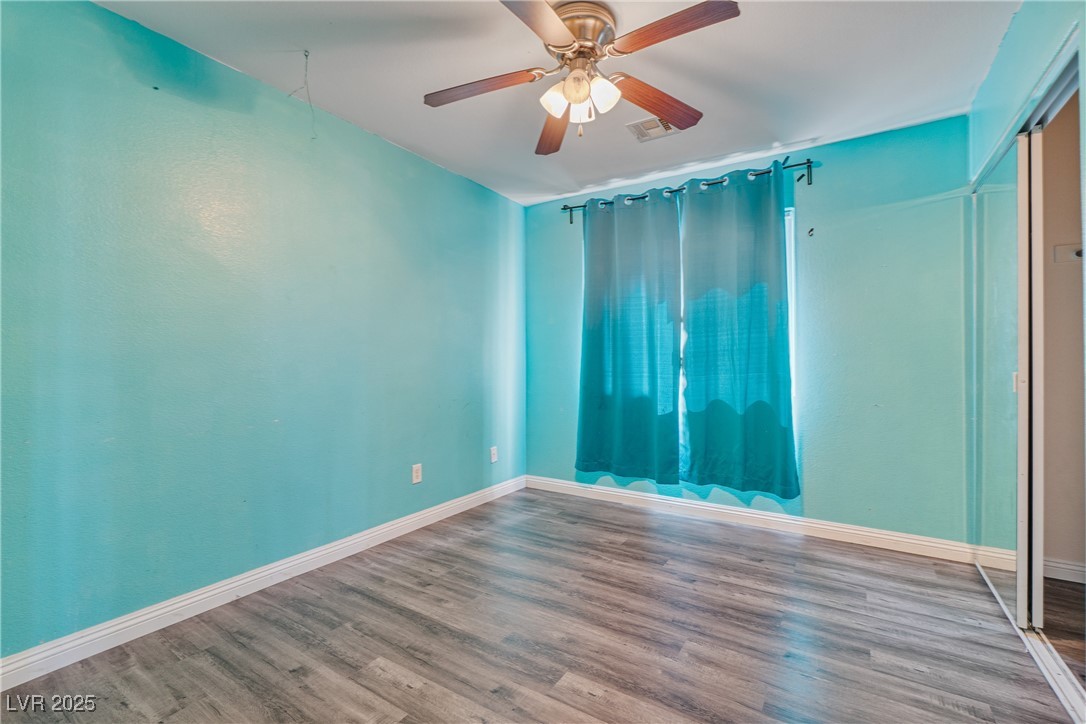 8509 West Rochelle Avenue