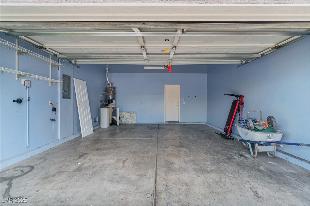 8509 West Rochelle Avenue