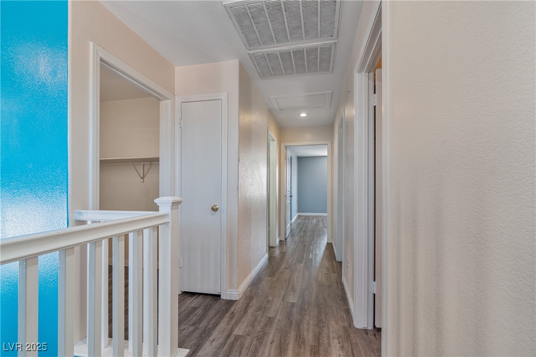 8509 West Rochelle Avenue