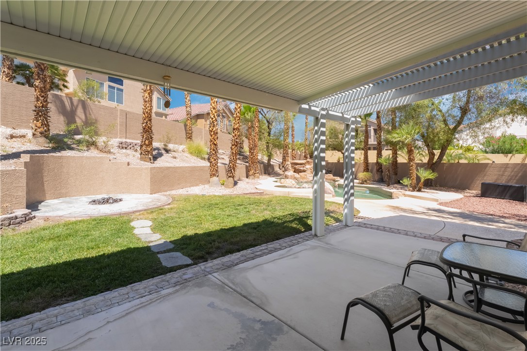 8424 Willowleaf Court