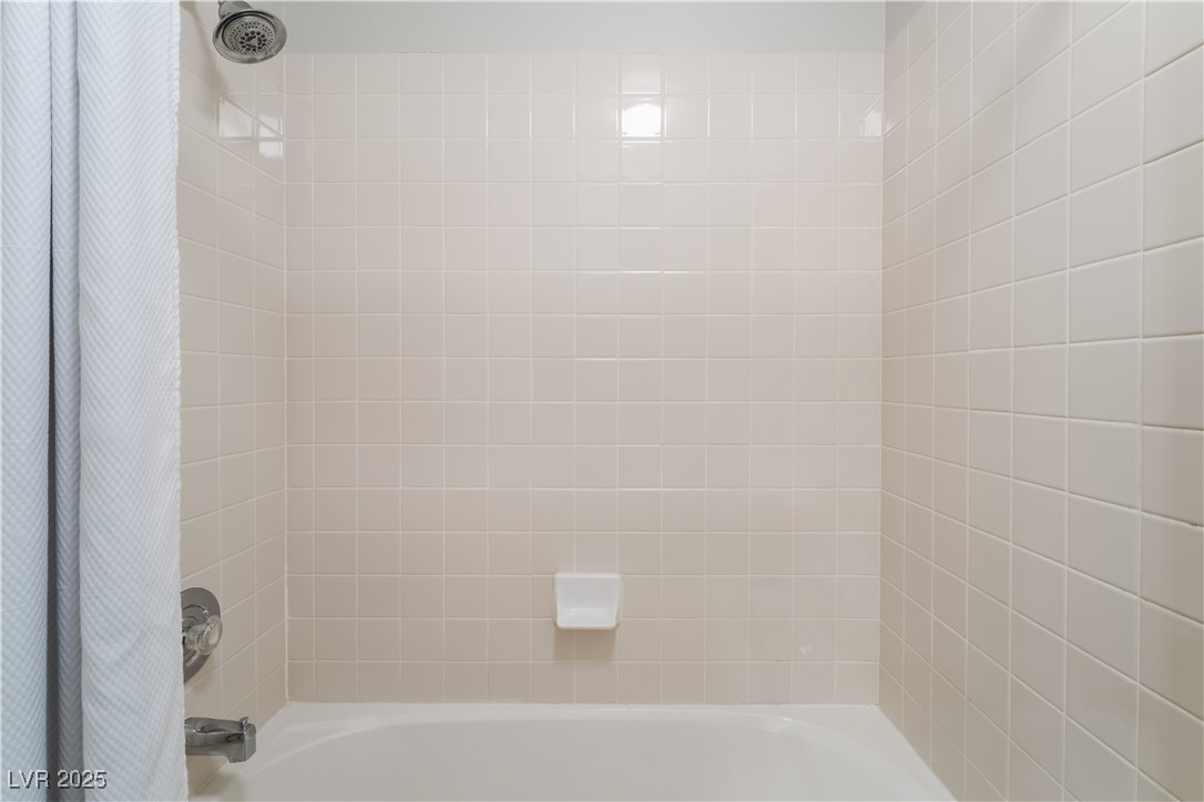 8424 Willowleaf Court