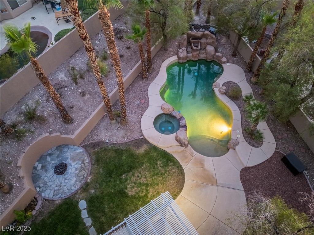 8424 Willowleaf Court