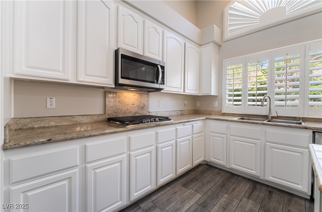 8424 Willowleaf Court