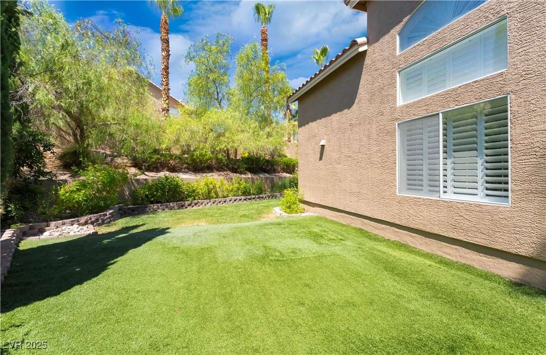 8424 Willowleaf Court