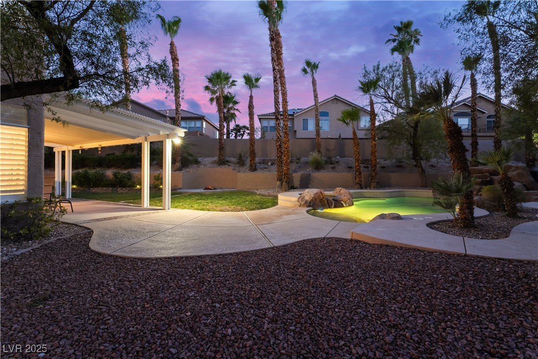 8424 Willowleaf Court