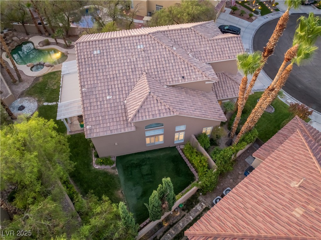 8424 Willowleaf Court