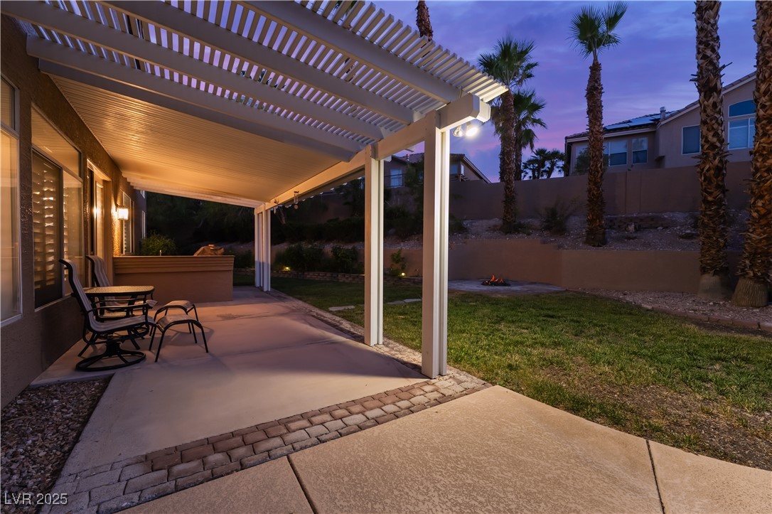 8424 Willowleaf Court