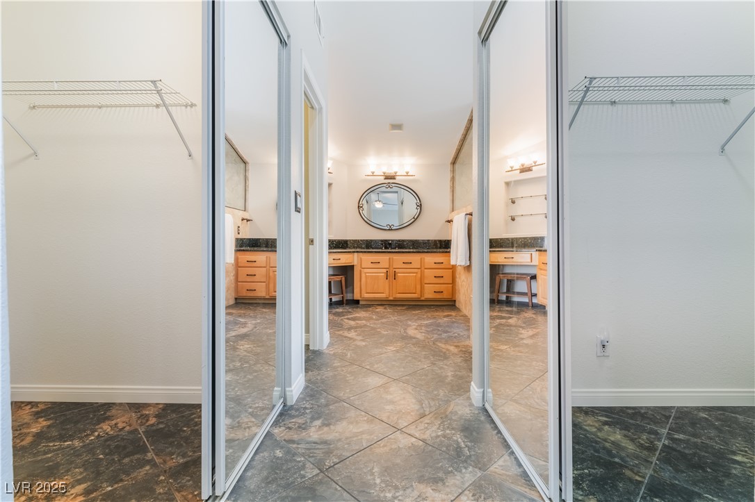 8424 Willowleaf Court