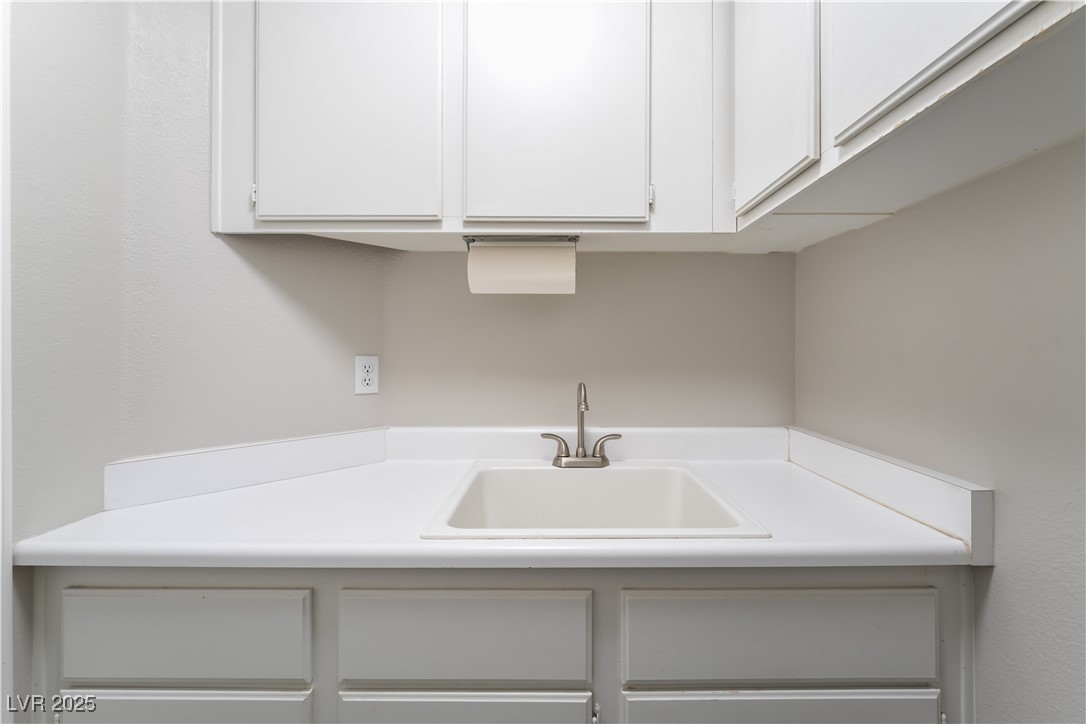 8424 Willowleaf Court